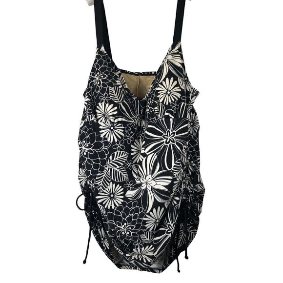 Delta Burke One Piece Swimsuit Black and White Floral Size 18W - Picture 1 of 7